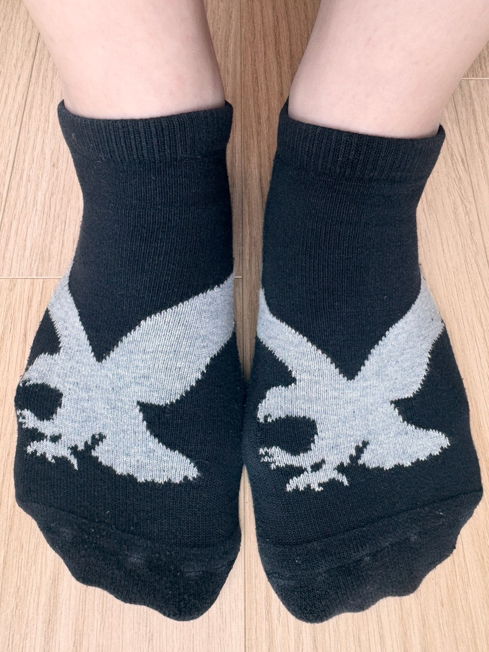 American Eagle Black Low Cut Ankle Socks Gray Eagle Motif Y2K